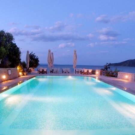 Smyros Resort Poúlithra 외부 사진