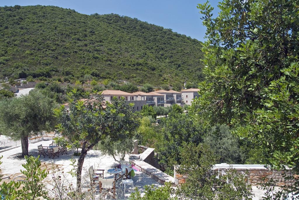 Smyros Resort Poúlithra 외부 사진