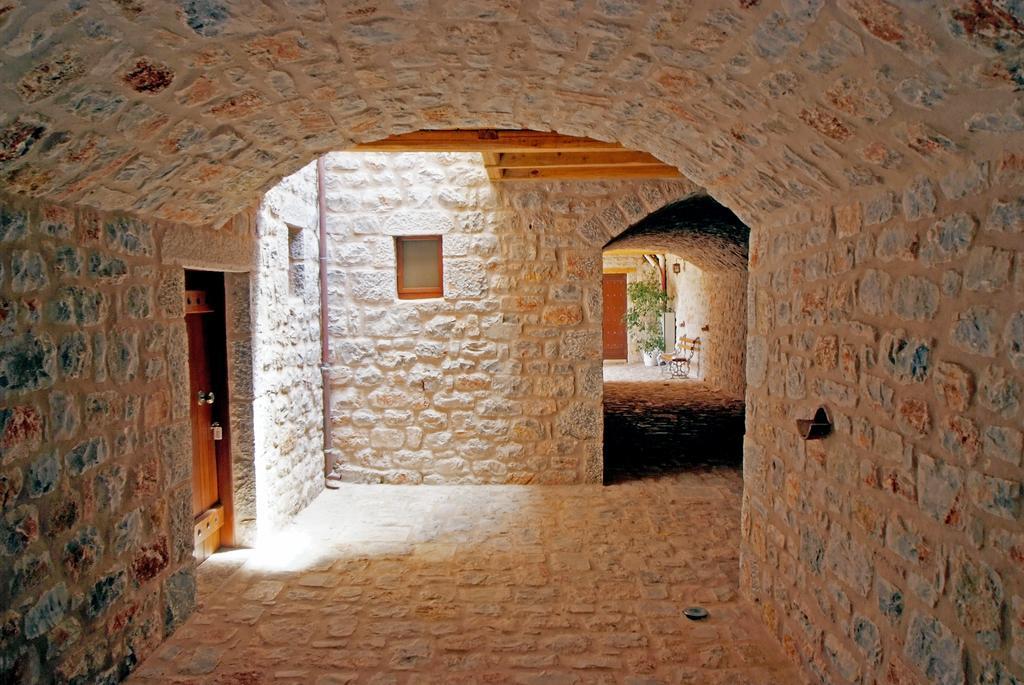 Smyros Resort Poúlithra 외부 사진