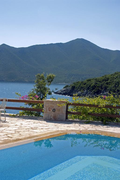Smyros Resort Poúlithra 외부 사진